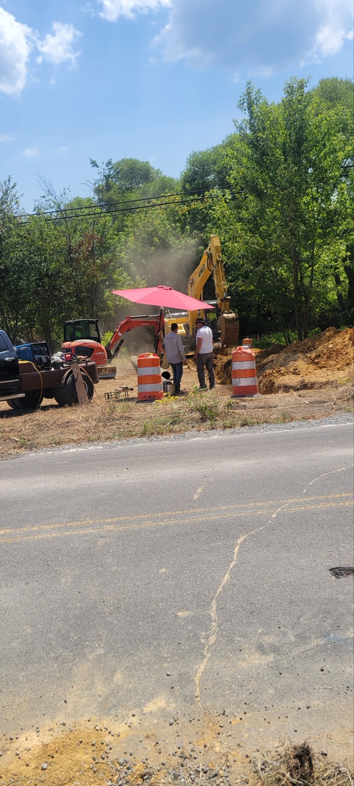 Utility construction work along the Dayton project corridor.